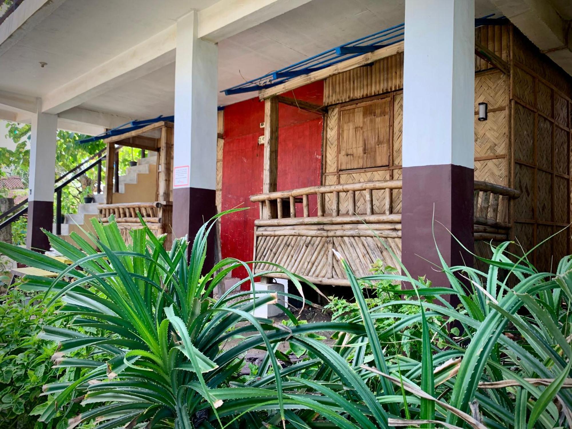Old Parola Seaside Inn Балер Экстерьер фото